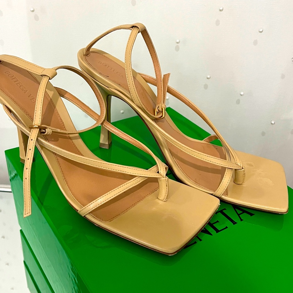 Bottega Veneta Stretch sandals size 8